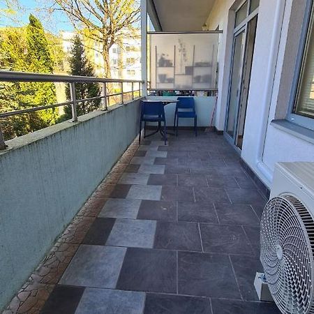 Spacious Condo 5 Min To Jurmala Beach Екстериор снимка